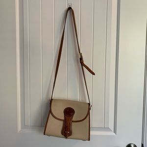 Vintage Dooney & Bourke crossbody purse